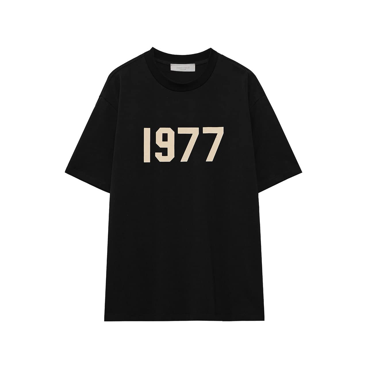 Black oversized T-shirt with "1977" printed in bold white font, perfect for K-pop merchandise fans.